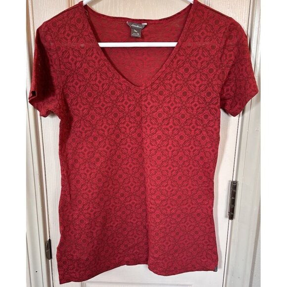 Eddie Bauer Tops - Eddie Bauer Womens XS Red Geometric V-neck Lightweight Short Sleeve Shirt